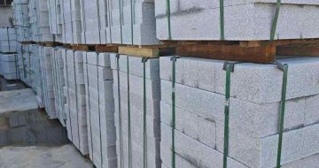 宁夏芝麻白路牙石，路侧石