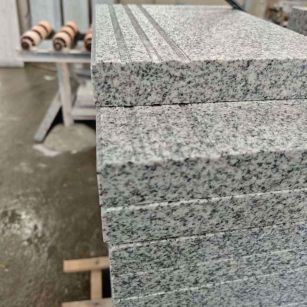 宁夏芝麻白楼梯踏步